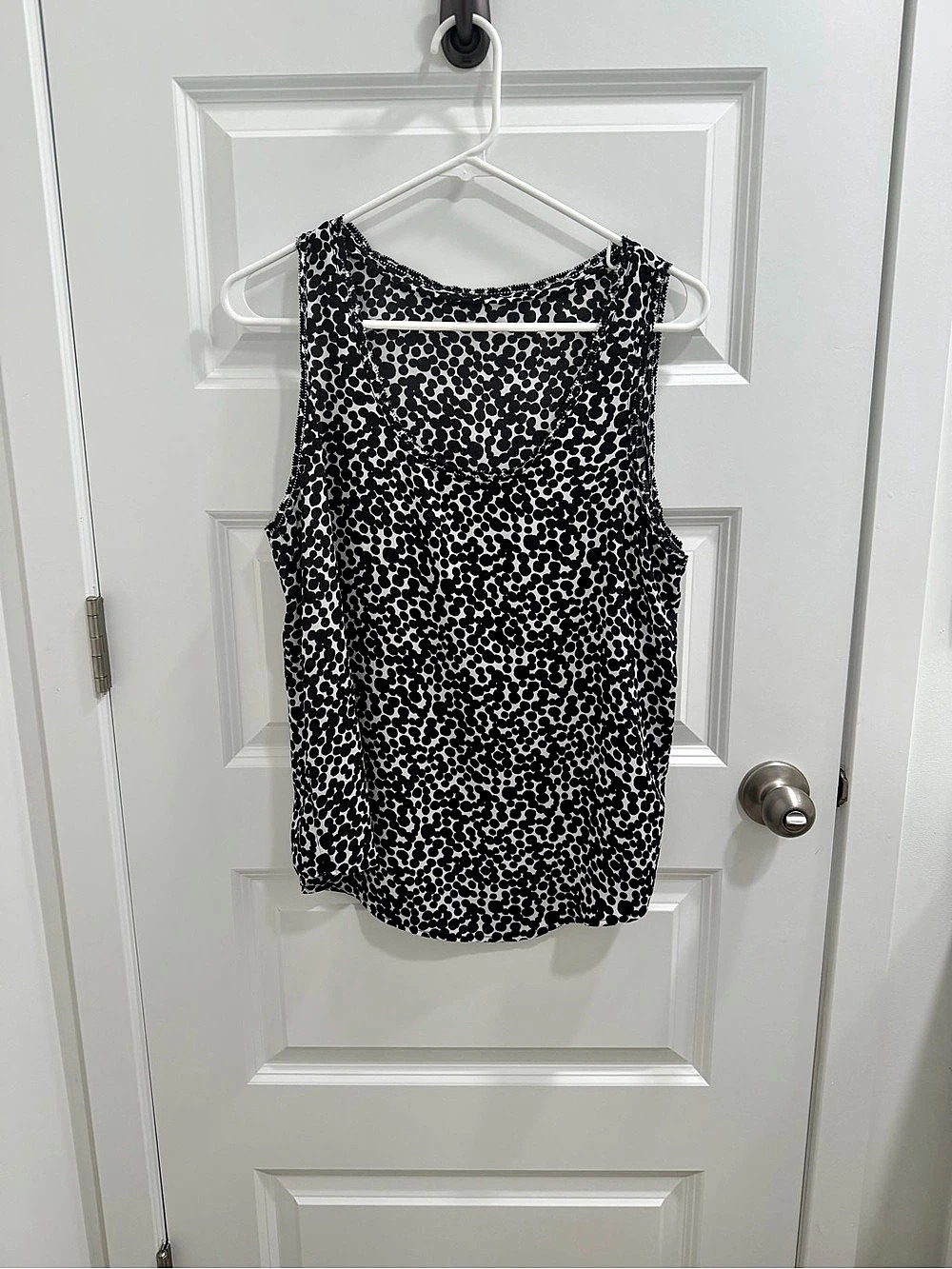 Gap Animal Print Tank Top in Black & White Size Medium